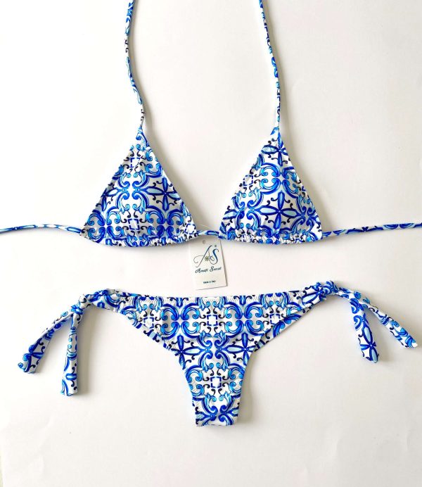 Triangolo Liscio Blue Maiolica 2
